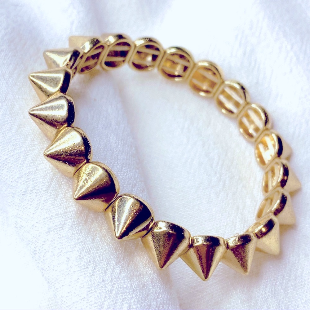 ❣️$25/3❣️ So Rock Gold Plated Elastic Socket Nail Bracelet - Picture 3 of 8